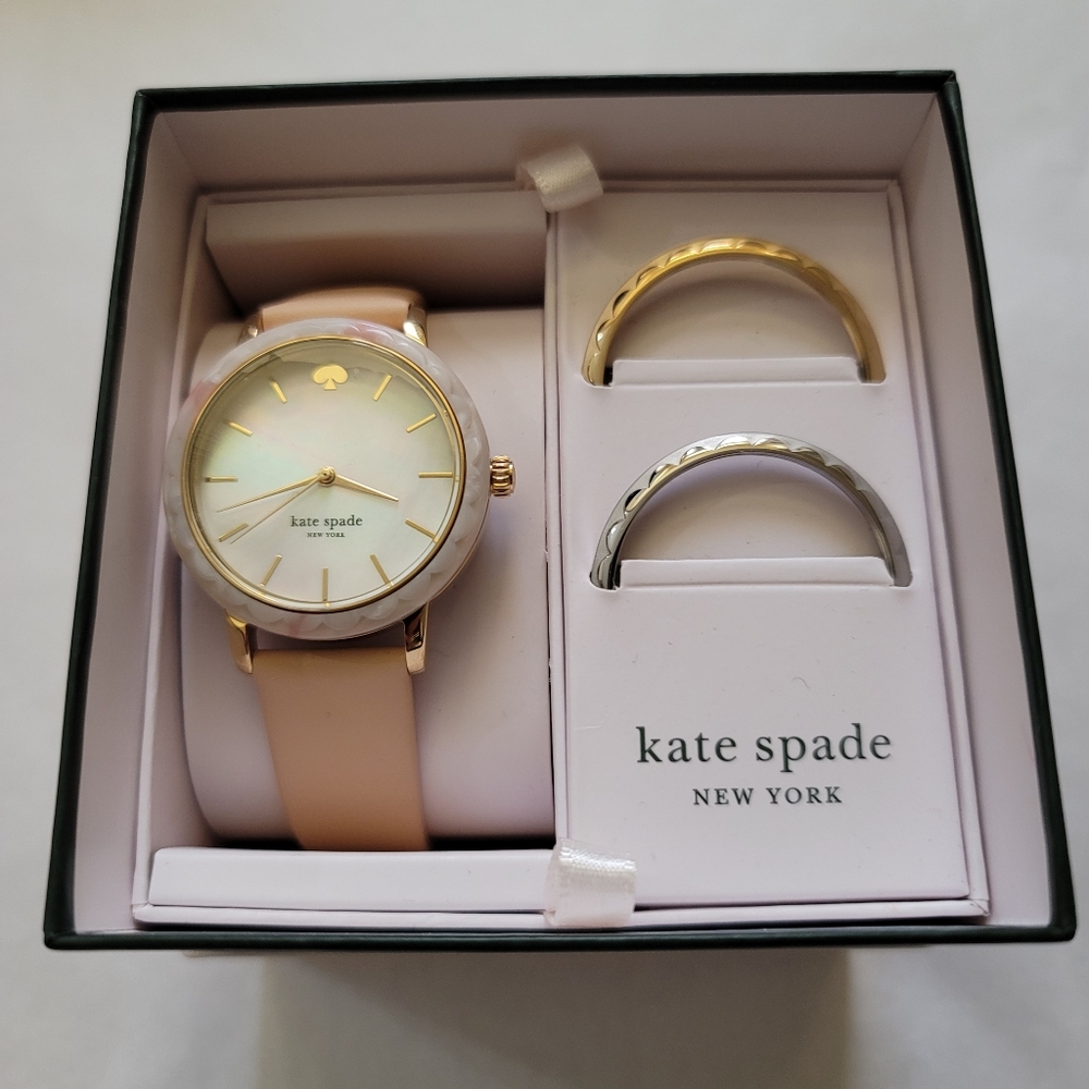kate spade nude metro scallop three-hand interchangeable topring watch